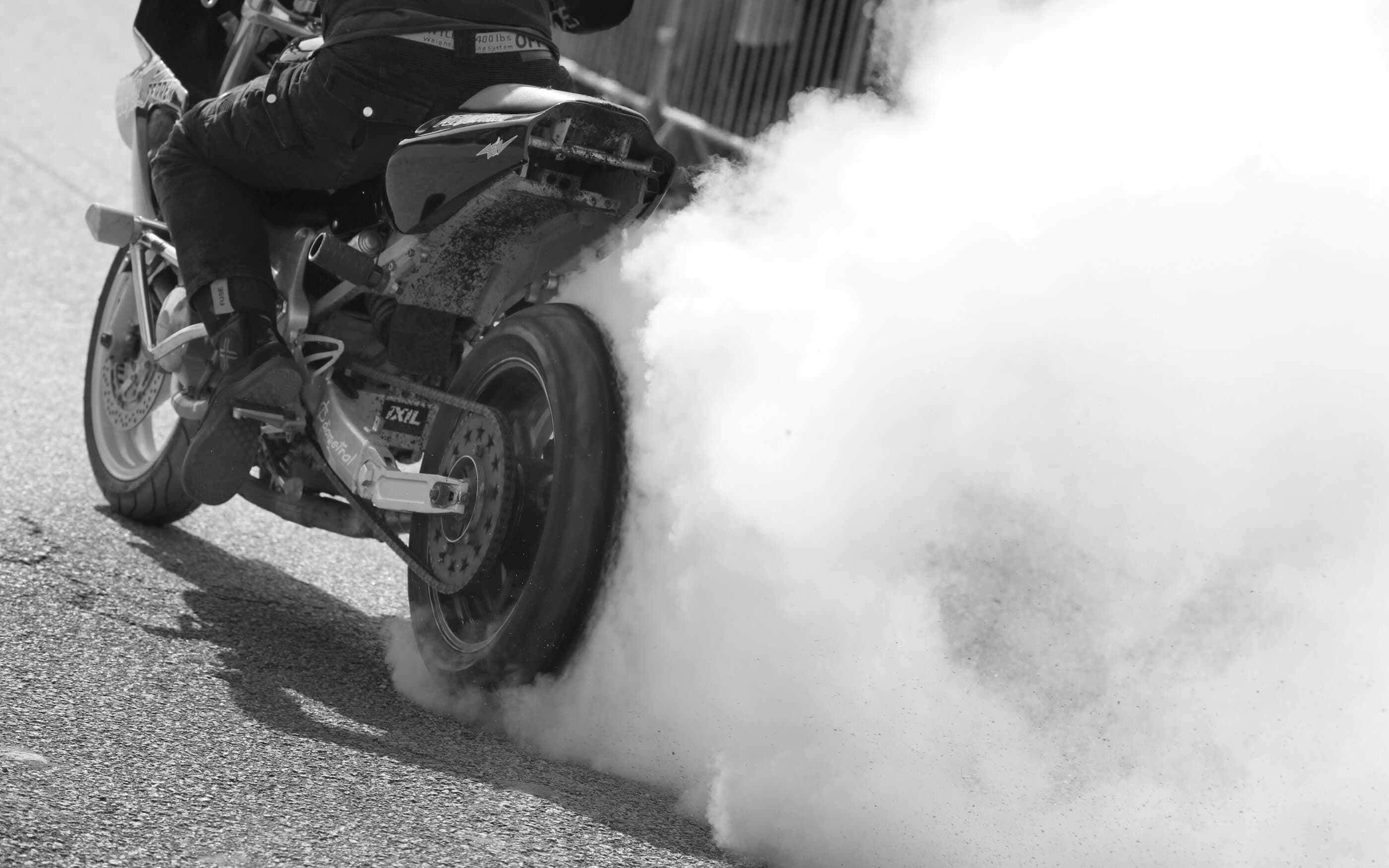 Drift (Derrapes) - Escuela de motociclismo